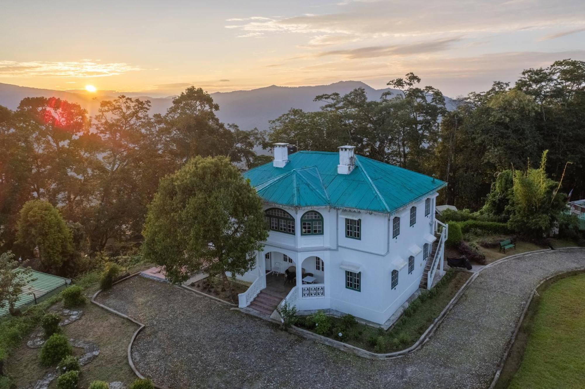 Niharika, The Old Place Kalimpong Exterior foto